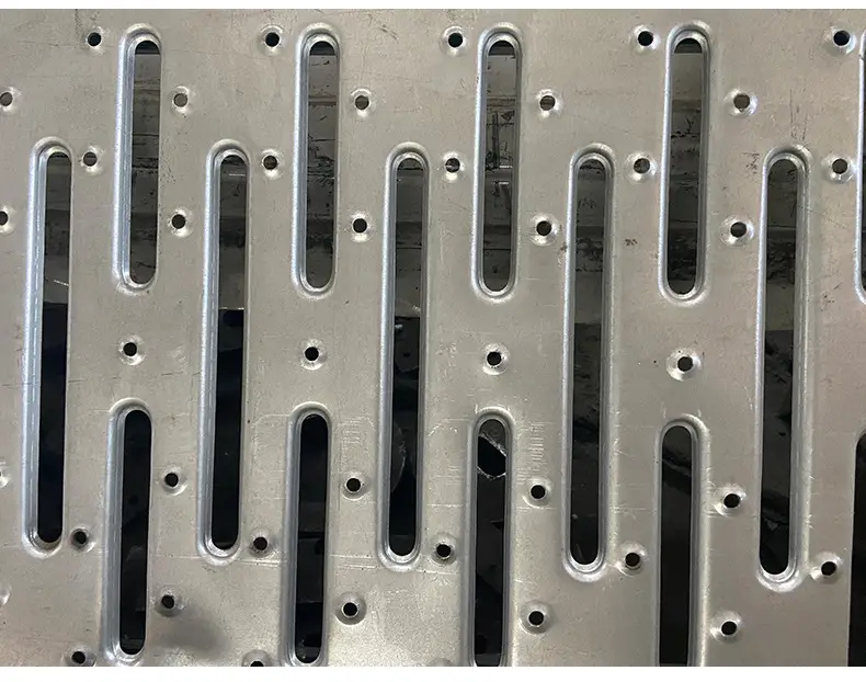 304不锈钢冲孔网板