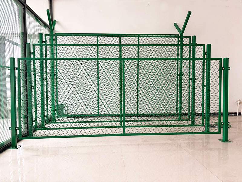 钢板网菱形孔护栏